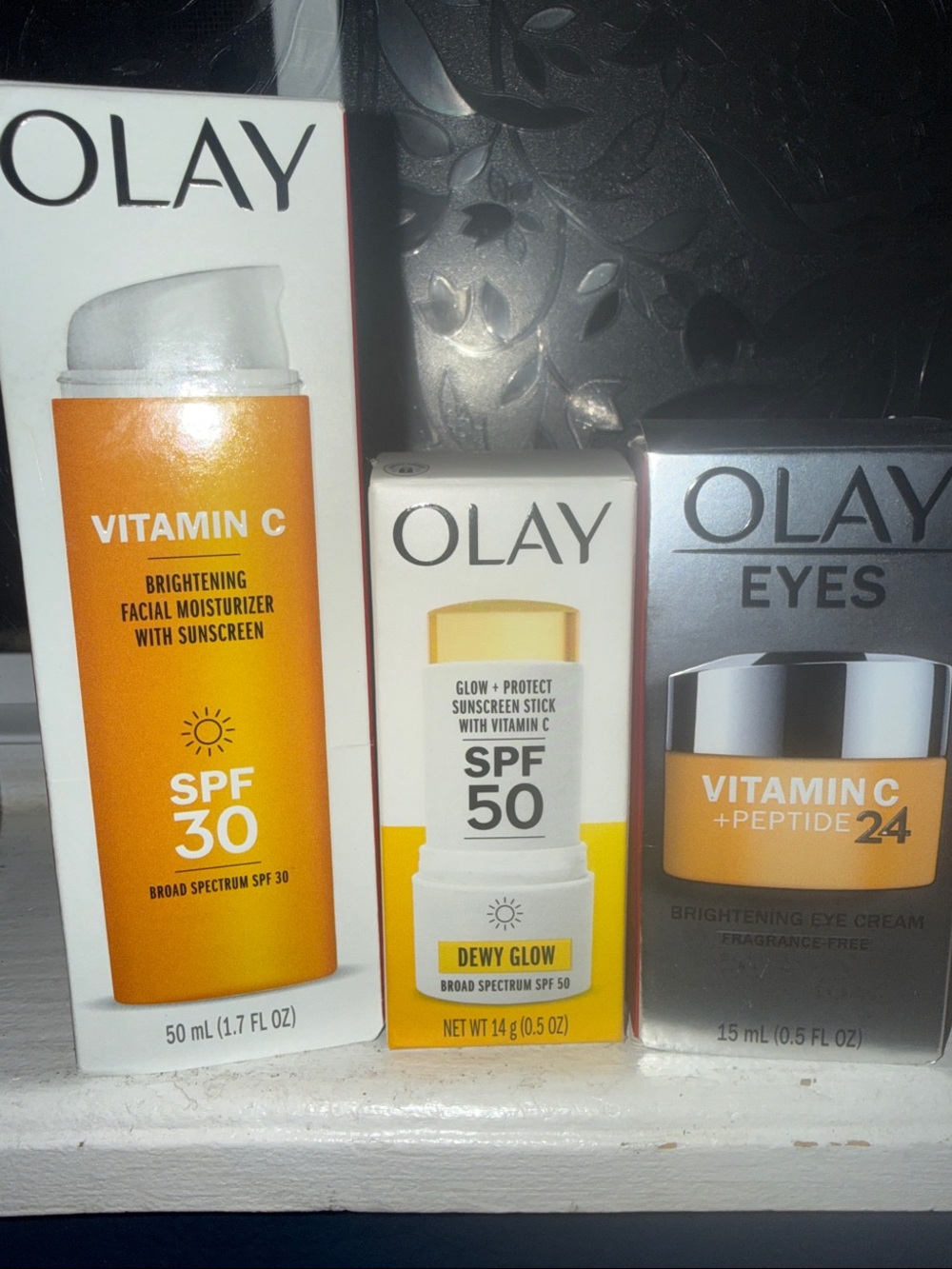 OLAY Vitamin C Skincare Set with Yellow-Orange Accents